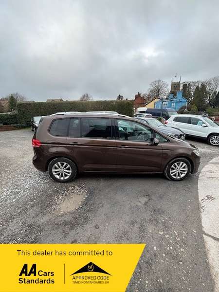 2016 VOLKSWAGEN TOURAN 2016 VOLKSWAGEN TOURAN