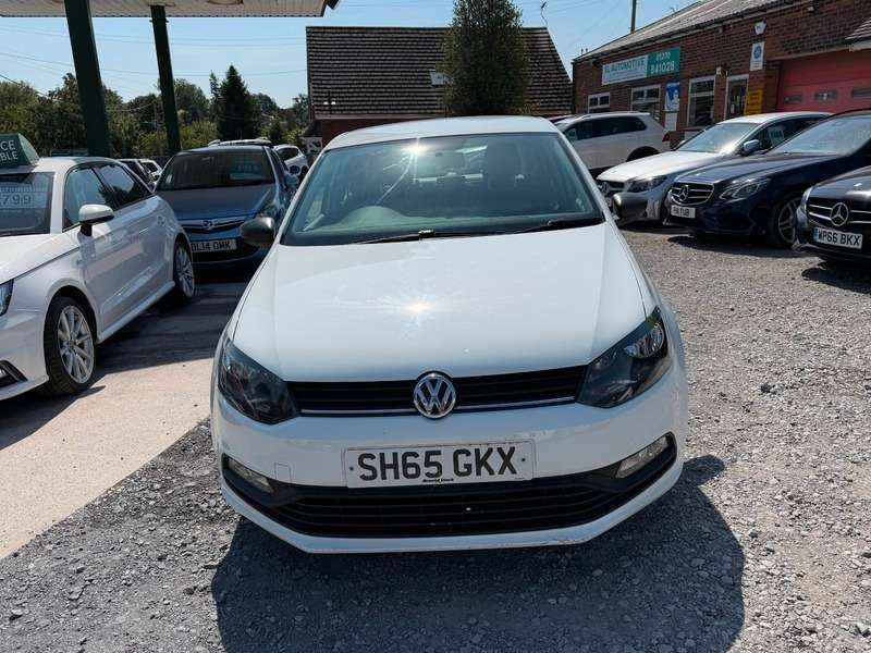 A 2015 VOLKSWAGEN POLO GREAT CONDITION, ELECTRIC WINDOWS, BLUETOOTH, DAB A 2015 VOLKSWAGEN POLO GREAT CONDITION, ELECTRIC WINDOWS, BLUETOOTH, DAB