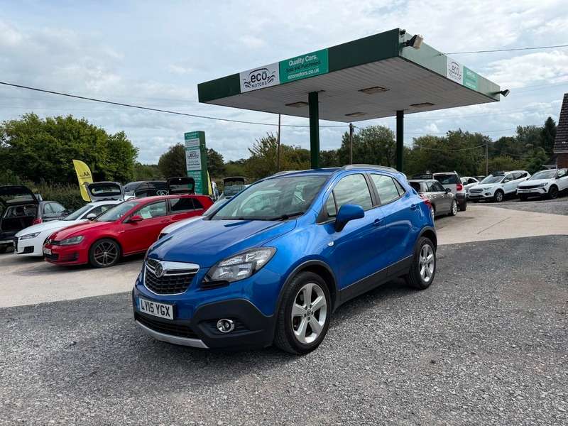 A 2015 VAUXHALL MOKKA EXCLUSIV, ALLOYS, PHONE CONNECTIVITY, AC, DAB, SURROUND SOUND, ELECTRIC WINDOWS, 50 MPG A 2015 VAUXHALL MOKKA EXCLUSIV, ALLOYS, PHONE CONNECTIVITY, AC, DAB, SURROUND SOUND, ELECTRIC WINDOWS, 50 MPG