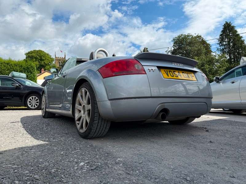 2004 AUDI TT 2004 AUDI TT