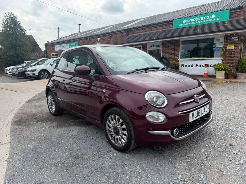 A 2016 FIAT 500 LOUNGE A 2016 FIAT 500 LOUNGE