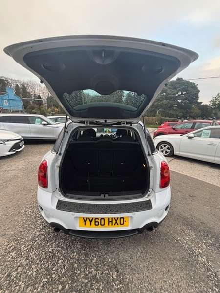 2010 MINI COUNTRYMAN 2010 MINI COUNTRYMAN