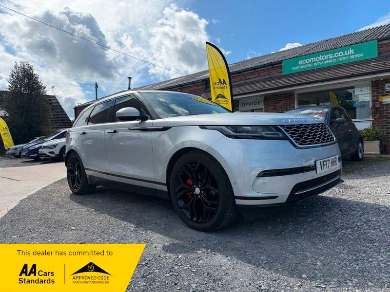 A 2017 LAND ROVER RANGE ROVER VELAR REDUCESE BY £1000 D240 AUTO-SAT NAV-HEATED SEATS-PANORAMIC ROOF-UPGRADED SOUND SYS-PARKING CAMERA-MAIN DEALER SERVICE HIS A 2017 LAND ROVER RANGE ROVER VELAR REDUCESE BY £1000 D240 AUTO-SAT NAV-HEATED SEATS-PANORAMIC ROOF-UPGRADED SOUND SYS-PARKING CAMERA-MAIN DEALER SERVICE HIS