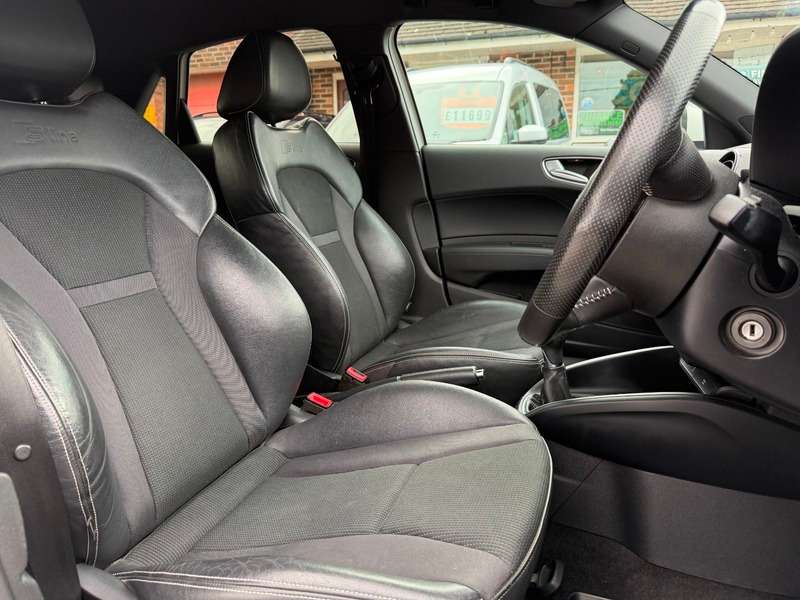 2016 AUDI A1 2016 AUDI A1