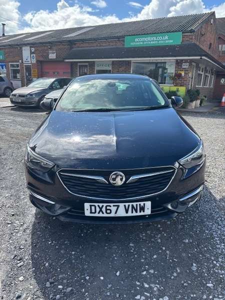 A 2017 VAUXHALL INSIGNIA GRAND SPORT TECH LINE NAV ECOTEC-SAT NAVIGATION-FULL SERVICE HISTORY-1 PREVIOUS OWNER-NEW CAMBELT DONE 86K A 2017 VAUXHALL INSIGNIA GRAND SPORT TECH LINE NAV ECOTEC-SAT NAVIGATION-FULL SERVICE HISTORY-1 PREVIOUS OWNER-NEW CAMBELT DONE 86K