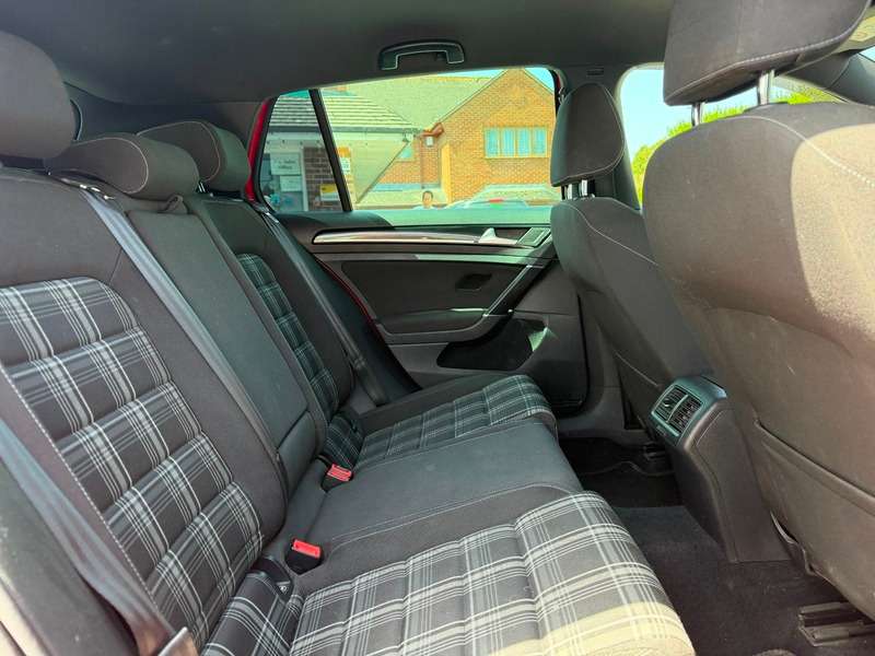 2015 VOLKSWAGEN GOLF 2015 VOLKSWAGEN GOLF