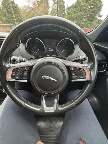 2017 JAGUAR F-PACE 2017 JAGUAR F-PACE