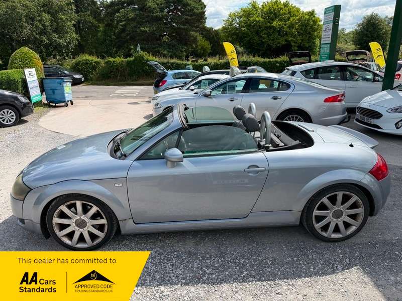 A 2004 AUDI TT ROADSTER QUATTRO (180BHP), SOFTTOP, BOSE SPEAKERS, HEATED SEATS, A/C, WELL LOOKED AFTER A 2004 AUDI TT ROADSTER QUATTRO (180BHP), SOFTTOP, BOSE SPEAKERS, HEATED SEATS, A/C, WELL LOOKED AFTER