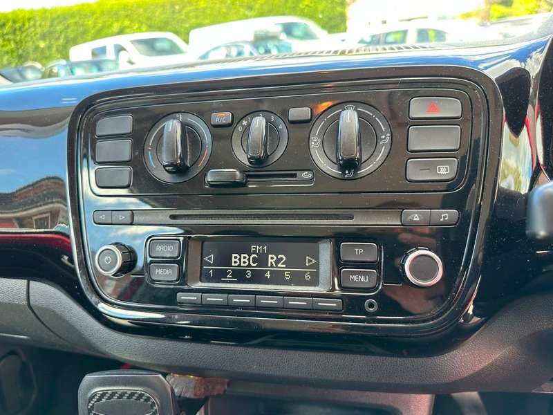2013 VOLKSWAGEN UP 2013 VOLKSWAGEN UP