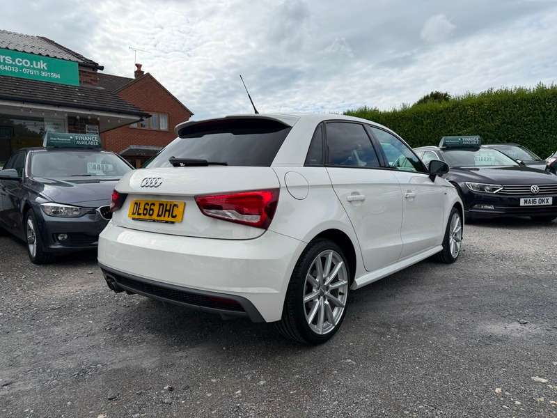 2016 AUDI A1 2016 AUDI A1