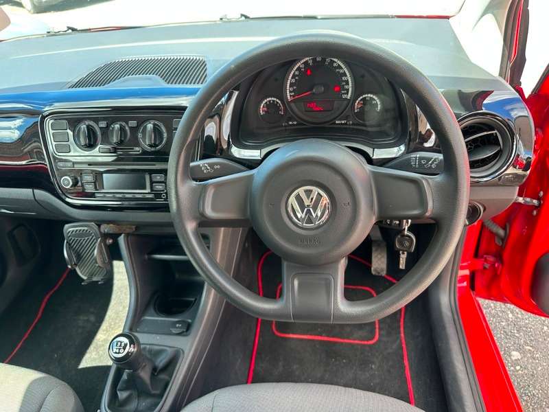 2013 VOLKSWAGEN UP 2013 VOLKSWAGEN UP