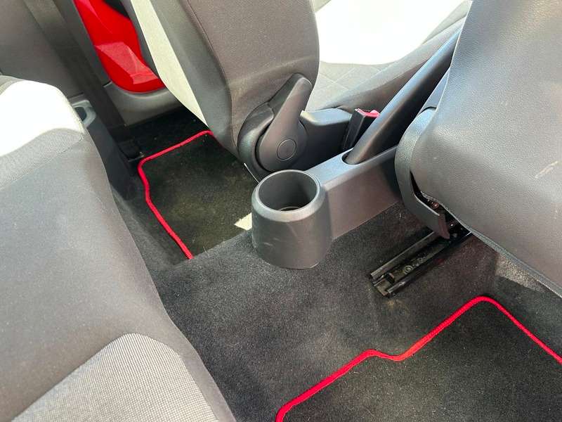 2013 VOLKSWAGEN UP 2013 VOLKSWAGEN UP