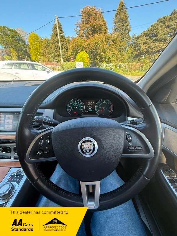 2013 JAGUAR XF 2013 JAGUAR XF