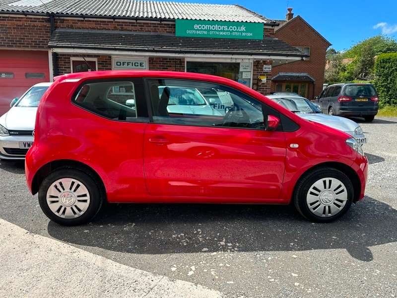 A 2013 VOLKSWAGEN UP MOVE UP £20 tax ideal first car low insurance immaculate in side and out A 2013 VOLKSWAGEN UP MOVE UP £20 tax ideal first car low insurance immaculate in side and out