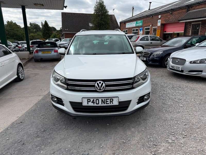 A 2014 VOLKSWAGEN TIGUAN MATCH TDI BLUEMOTION TECH 4MOTION DSG A 2014 VOLKSWAGEN TIGUAN MATCH TDI BLUEMOTION TECH 4MOTION DSG