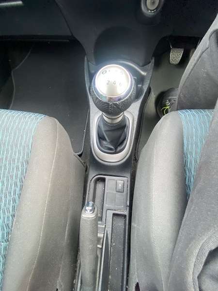 2012 TOYOTA YARIS 2012 TOYOTA YARIS