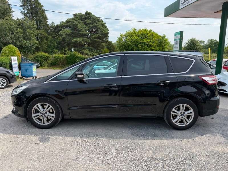 A 2017 FORD S-MAX TITANIUM TDCI, 7 SEATS, OVER 55MPG, A/C, SAT NAV, GREAT TO DRIVE A 2017 FORD S-MAX TITANIUM TDCI, 7 SEATS, OVER 55MPG, A/C, SAT NAV, GREAT TO DRIVE