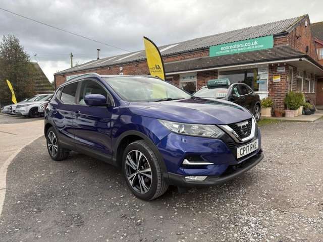 A 2017 NISSAN QASHQAI N-CONNECTA DIG-T, A/C, PHONE CONNECTIVITY, PAN ROOF, ALLOYS, GREAT CONDITION A 2017 NISSAN QASHQAI N-CONNECTA DIG-T, A/C, PHONE CONNECTIVITY, PAN ROOF, ALLOYS, GREAT CONDITION