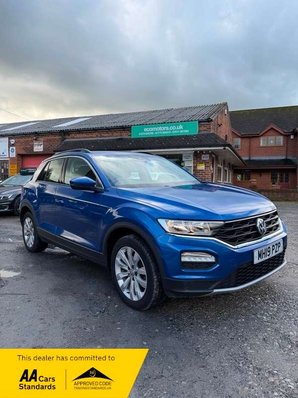 A 2019 VOLKSWAGEN T-ROC SE TDI A 2019 VOLKSWAGEN T-ROC SE TDI