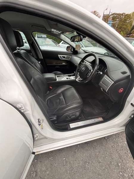 2015 JAGUAR XF 2015 JAGUAR XF