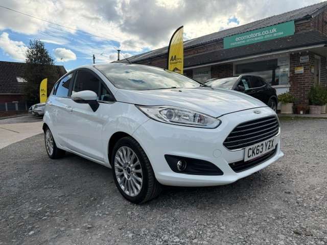 A 2014 FORD FIESTA TITANIUM, BLUETOOTH, ALLOYS, LOW INSURANCE, ECOMONICAL A 2014 FORD FIESTA TITANIUM, BLUETOOTH, ALLOYS, LOW INSURANCE, ECOMONICAL