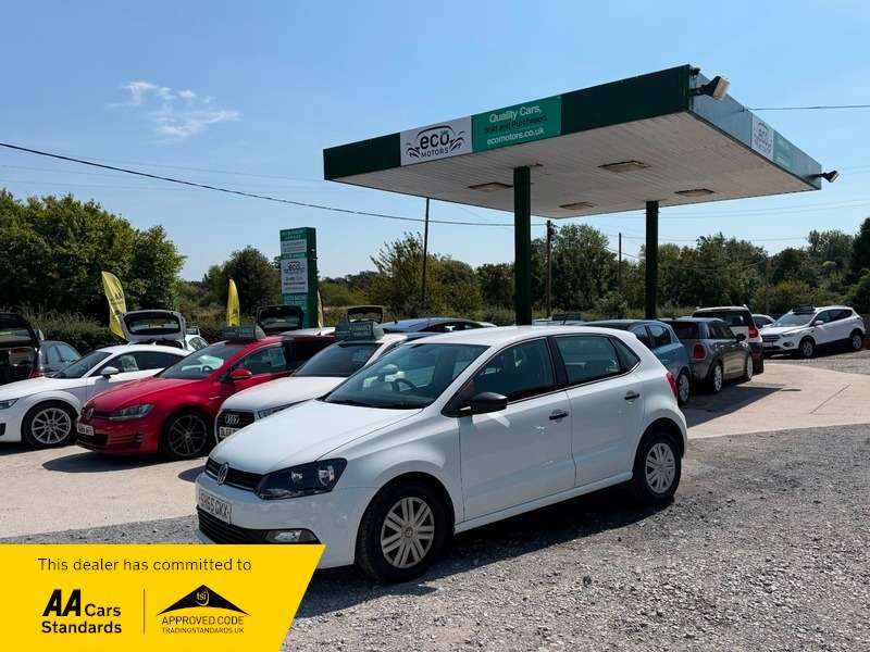 A 2015 VOLKSWAGEN POLO GREAT CONDITION, ELECTRIC WINDOWS, BLUETOOTH, DAB A 2015 VOLKSWAGEN POLO GREAT CONDITION, ELECTRIC WINDOWS, BLUETOOTH, DAB