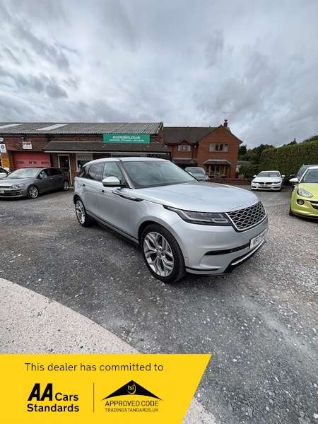A 2017 LAND ROVER RANGE ROVER VELAR SE D240 AUTO-SAT NAVIGATION-HEATED SEATS-PANORAMIC ROOF-UPGRADED SOUND SYSTEM-PARKING CAMERA-FULL MAIN DEALER SERVICE HISTORY!! A 2017 LAND ROVER RANGE ROVER VELAR SE D240 AUTO-SAT NAVIGATION-HEATED SEATS-PANORAMIC ROOF-UPGRADED SOUND SYSTEM-PARKING CAMERA-FULL MAIN DEALER SERVICE HISTORY!!