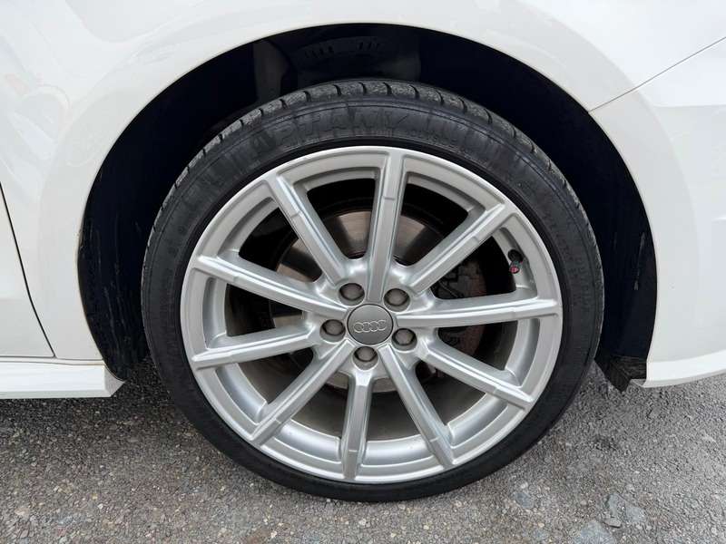 2016 AUDI A1 2016 AUDI A1