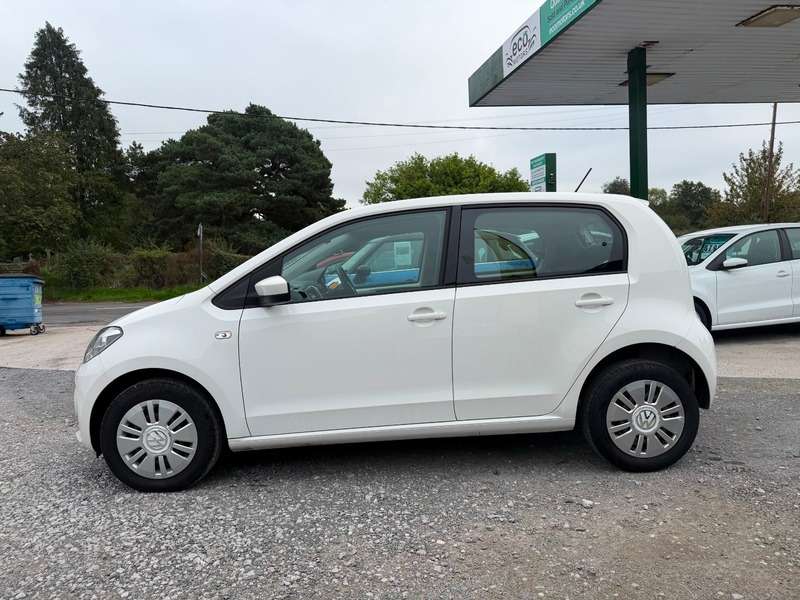 A 2016 VOLKSWAGEN UP MOVE UP, £20 TAX PER YEAR GREAT SPEC, CHEAP INSURANCE, FLAT BOTTOM STEERING WHEEL, BLUETOOTH FEATURE A 2016 VOLKSWAGEN UP MOVE UP, £20 TAX PER YEAR GREAT SPEC, CHEAP INSURANCE, FLAT BOTTOM STEERING WHEEL, BLUETOOTH FEATURE