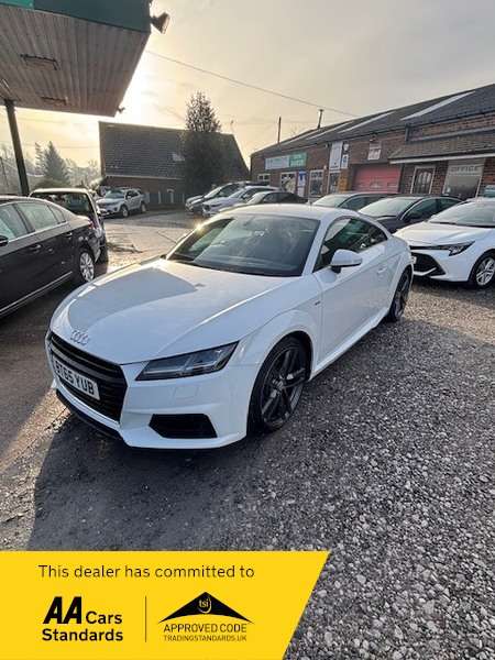 A 2015 AUDI TT TDI ULTRA S LINE-£35 ROAD TAX-SAT NAVIGATION-REVERSE PARKING SENSORS-FANTASTIC SERVICE HISTORY!! A 2015 AUDI TT TDI ULTRA S LINE-£35 ROAD TAX-SAT NAVIGATION-REVERSE PARKING SENSORS-FANTASTIC SERVICE HISTORY!!