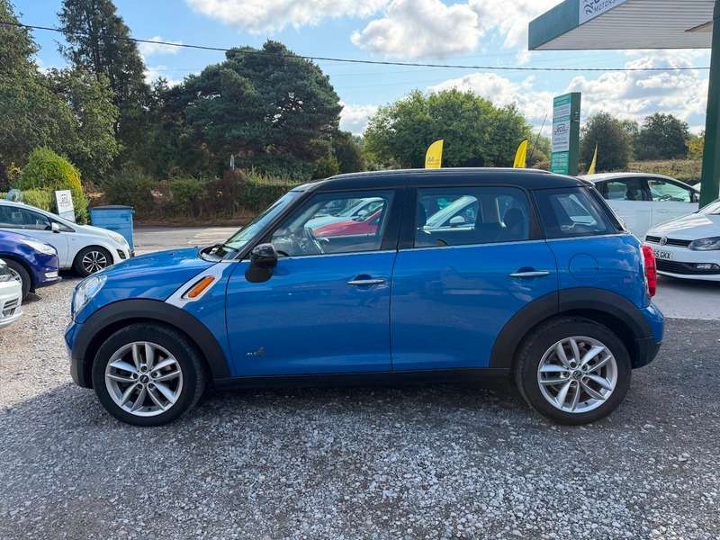 A 2011 MINI COUNTRYMAN COOPER D, A/C, ELECTRIC WINDOWS, 4 WHEEL DRIVE, DAB, PHONE CONNECT, GREAT CONDTION, AUTO A 2011 MINI COUNTRYMAN COOPER D, A/C, ELECTRIC WINDOWS, 4 WHEEL DRIVE, DAB, PHONE CONNECT, GREAT CONDTION, AUTO