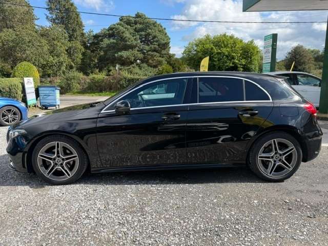 A 2019 MERCEDES A CLASS A 200 AMG LINE EXECUTIVE, ALCANTARA, LEATHER, CARPLAY, A/C, FACTORY TINTS A 2019 MERCEDES A CLASS A 200 AMG LINE EXECUTIVE, ALCANTARA, LEATHER, CARPLAY, A/C, FACTORY TINTS