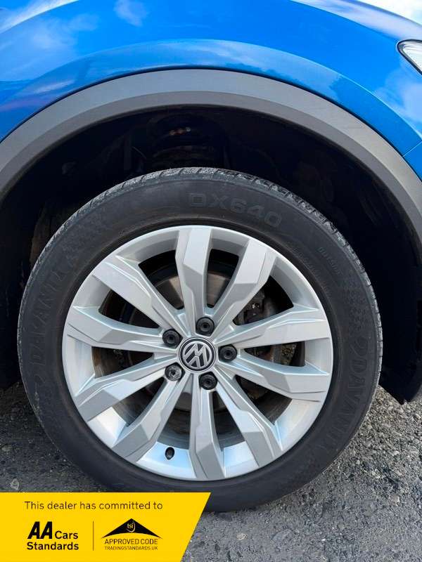 2019 VOLKSWAGEN T-ROC 2019 VOLKSWAGEN T-ROC