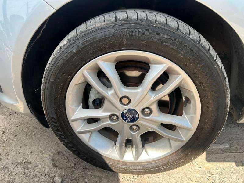 2015 FORD FIESTA 2015 FORD FIESTA