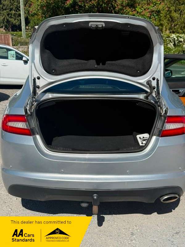 2013 JAGUAR XF 2013 JAGUAR XF