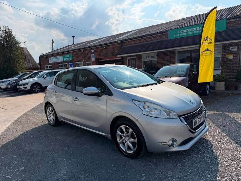 A 2013 PEUGEOT 208 IDEAL FIRST CAR LOW INSURANCE HDI ACTIVE, A/C, SURROUND SPEAKERS, ALLOYS, LOVELY CAR A 2013 PEUGEOT 208 IDEAL FIRST CAR LOW INSURANCE HDI ACTIVE, A/C, SURROUND SPEAKERS, ALLOYS, LOVELY CAR
