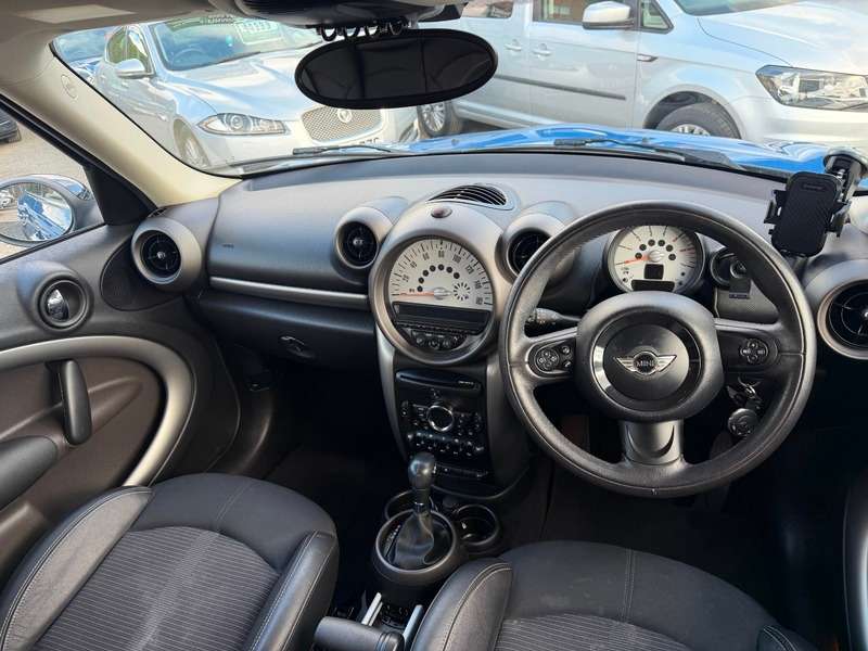 2011 MINI COUNTRYMAN 2011 MINI COUNTRYMAN