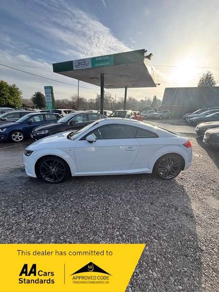 A 2015 AUDI TT TDI ULTRA S LINE-£35 ROAD TAX-SAT NAVIGATION-REVERSE PARKING SENSORS-FANTASTIC SERVICE HISTORY!! A 2015 AUDI TT TDI ULTRA S LINE-£35 ROAD TAX-SAT NAVIGATION-REVERSE PARKING SENSORS-FANTASTIC SERVICE HISTORY!!