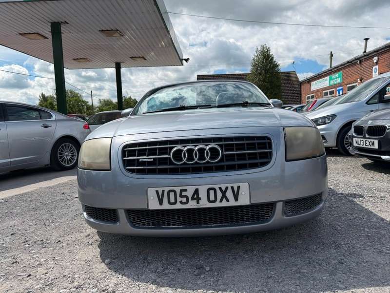 A 2004 AUDI TT ROADSTER QUATTRO (180BHP), SOFTTOP, BOSE SPEAKERS, HEATED SEATS, A/C, WELL LOOKED AFTER A 2004 AUDI TT ROADSTER QUATTRO (180BHP), SOFTTOP, BOSE SPEAKERS, HEATED SEATS, A/C, WELL LOOKED AFTER