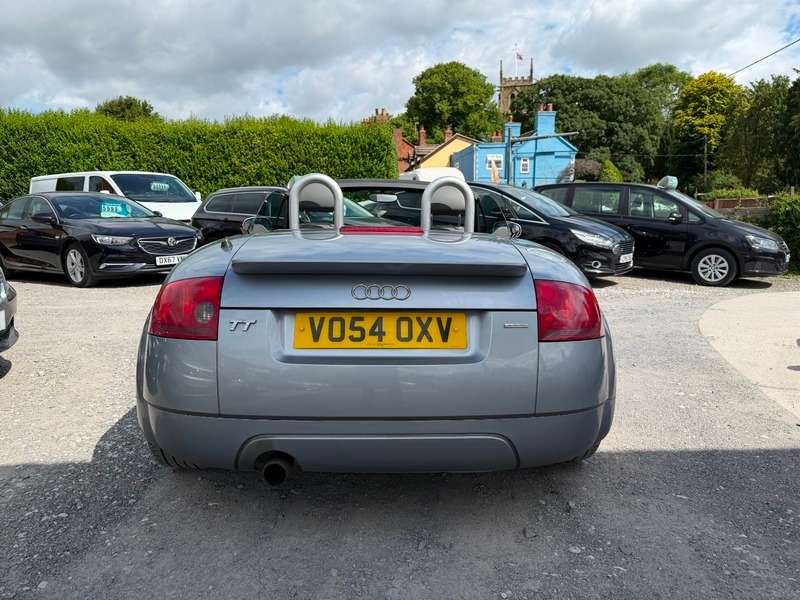 2004 AUDI TT 2004 AUDI TT