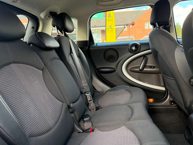 2011 MINI COUNTRYMAN 2011 MINI COUNTRYMAN