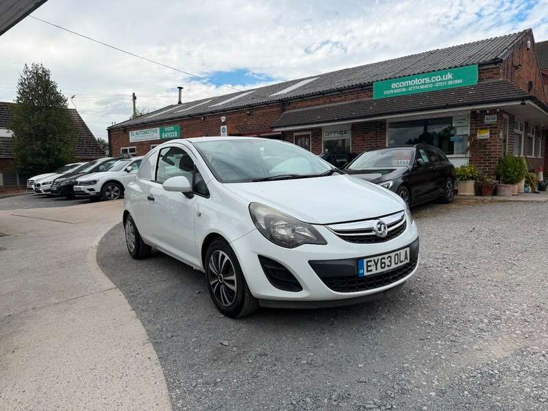 A 2013 VAUXHALL CORSA GREAT SMALL VAN CDTI ECOFLEX S/S, GREAT RUNNER, VAN REAR, A/C, CHEAP INSURANCE A 2013 VAUXHALL CORSA GREAT SMALL VAN CDTI ECOFLEX S/S, GREAT RUNNER, VAN REAR, A/C, CHEAP INSURANCE