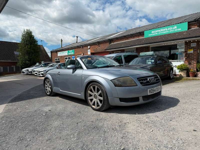 A 2004 AUDI TT ROADSTER QUATTRO (180BHP), SOFTTOP, BOSE SPEAKERS, HEATED SEATS, A/C, WELL LOOKED AFTER A 2004 AUDI TT ROADSTER QUATTRO (180BHP), SOFTTOP, BOSE SPEAKERS, HEATED SEATS, A/C, WELL LOOKED AFTER