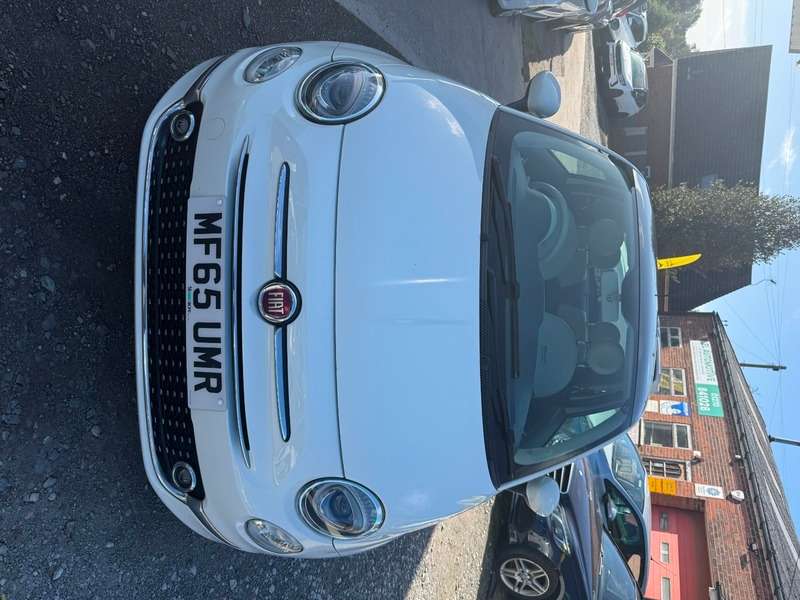A 2015 FIAT 500 LOUNGE Panoramic roof £20 Tax cheap insurance ideal first car great economy perfect for round the town A 2015 FIAT 500 LOUNGE Panoramic roof £20 Tax cheap insurance ideal first car great economy perfect for round the town