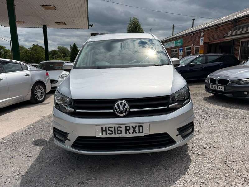 A 2016 VOLKSWAGEN CADDY MAXI C20 LIFE TDI A 2016 VOLKSWAGEN CADDY MAXI C20 LIFE TDI