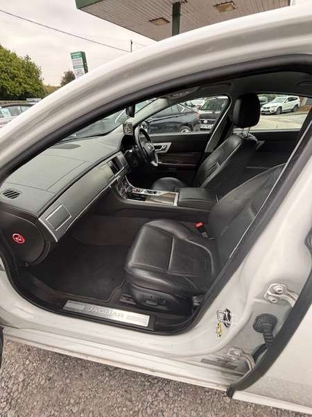 2015 JAGUAR XF 2015 JAGUAR XF