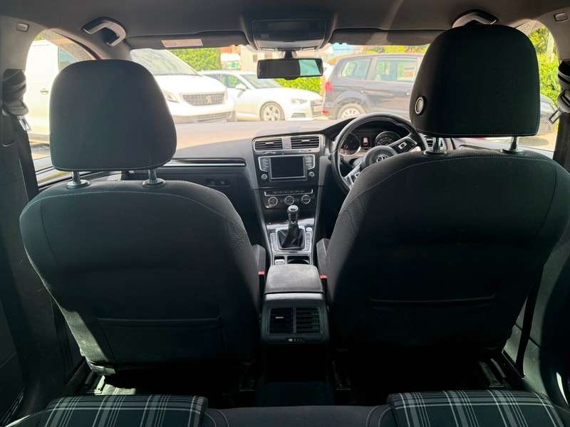 2015 VOLKSWAGEN GOLF 2015 VOLKSWAGEN GOLF
