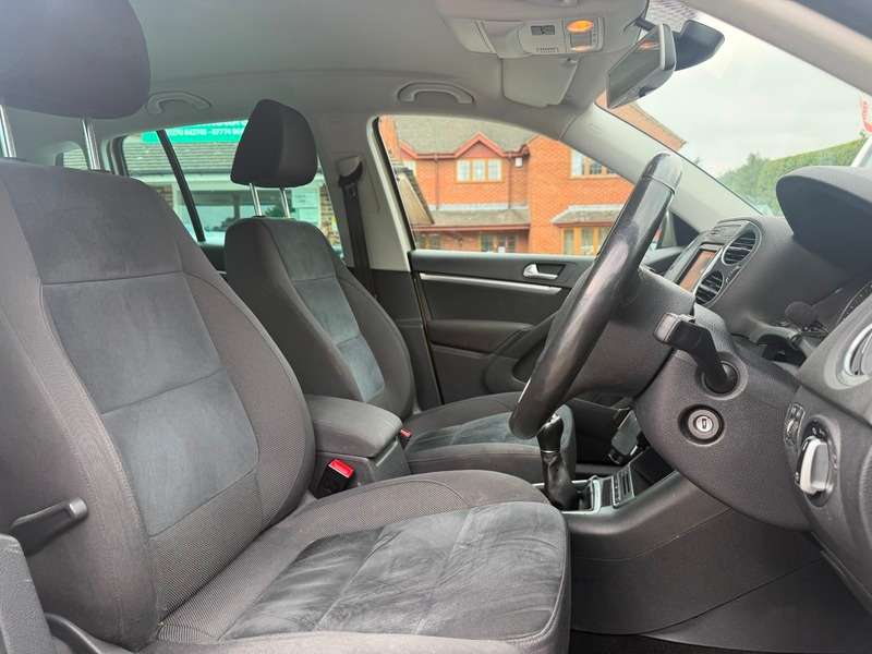 2012 VOLKSWAGEN TIGUAN 2012 VOLKSWAGEN TIGUAN