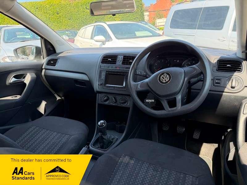 2015 VOLKSWAGEN POLO 2015 VOLKSWAGEN POLO