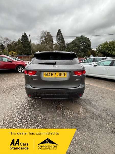 2017 JAGUAR F-PACE 2017 JAGUAR F-PACE